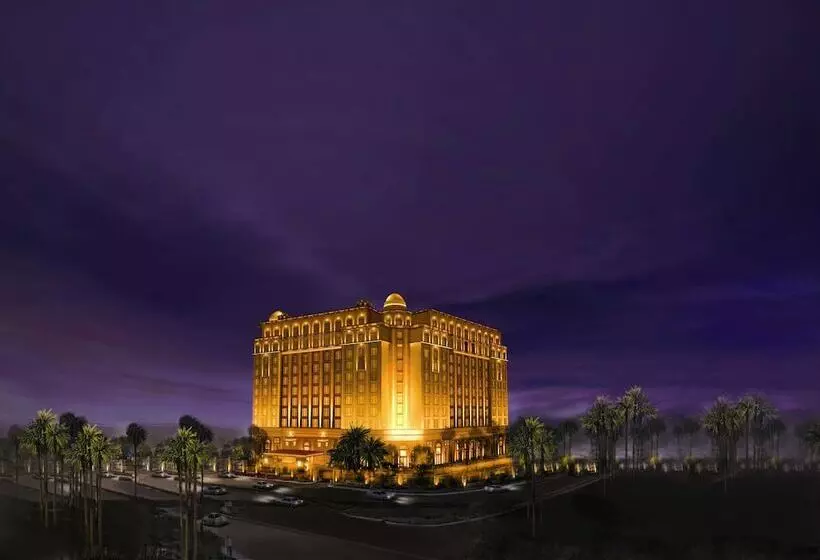 בית מלון כפרי The Leela Palace New Delhi