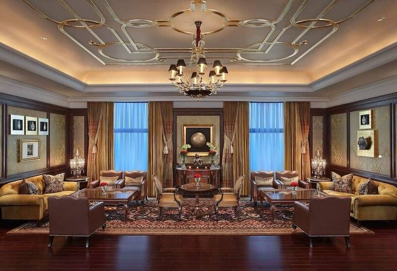 ホテル The Leela Palace New Delhi