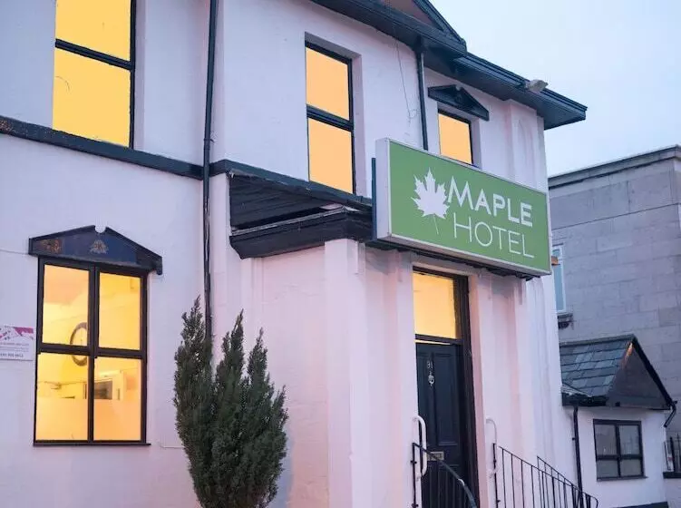 فندق The Maple