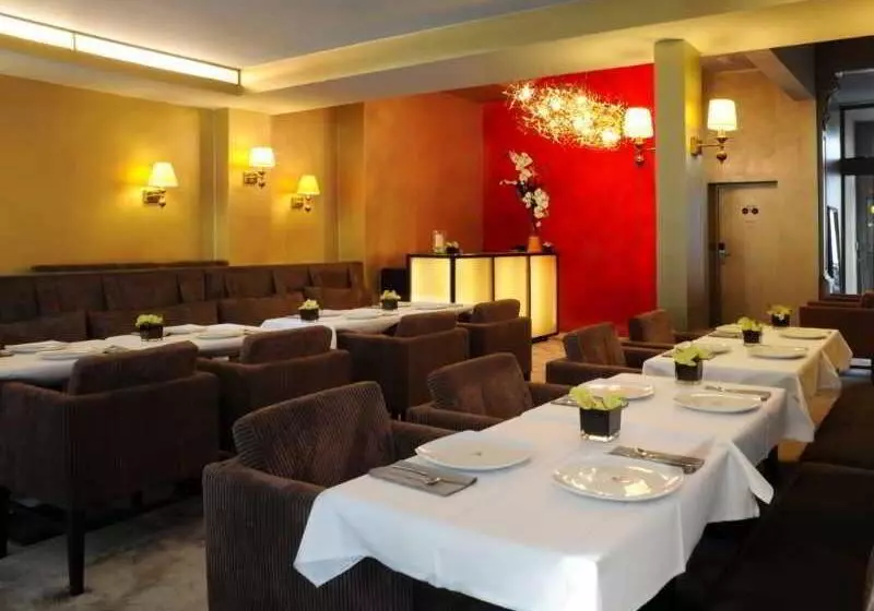 Hotel The Neufchatel