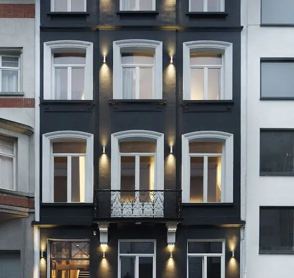 Hotel The Neufchatel