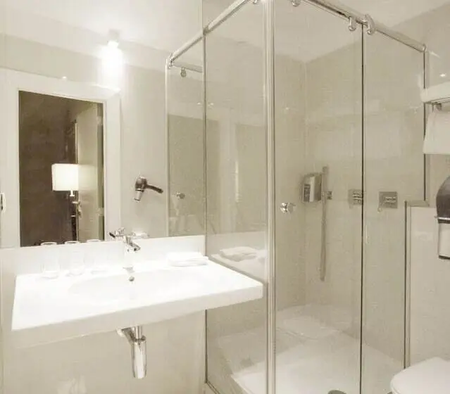 Hotel The Neufchatel