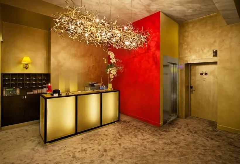 Hotel The Neufchatel