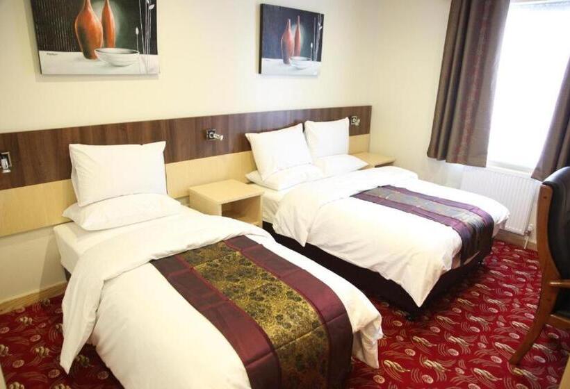 Cambridge Hotel Waterfront