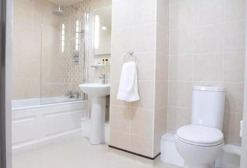 Cambridge Hotel Waterfront