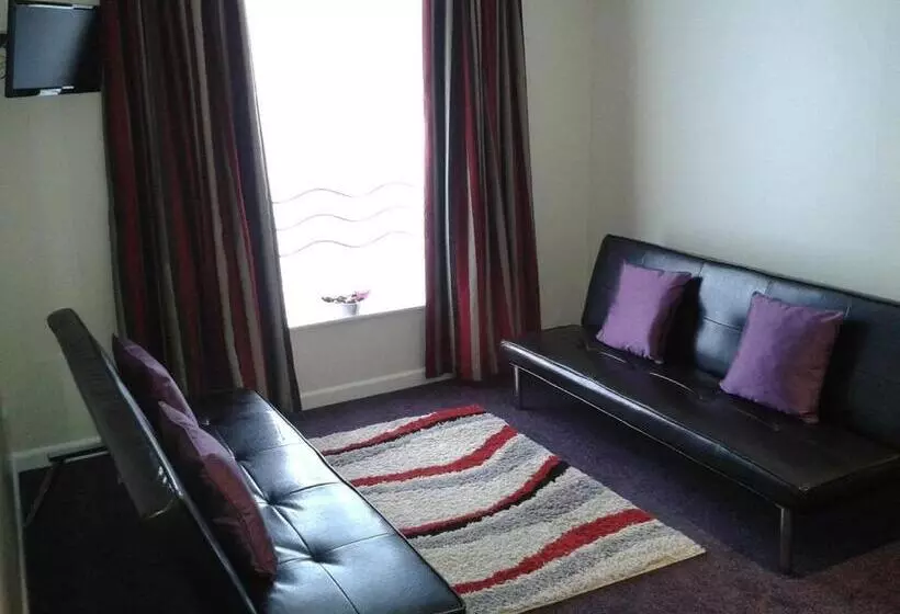 Cambridge Hotel Waterfront