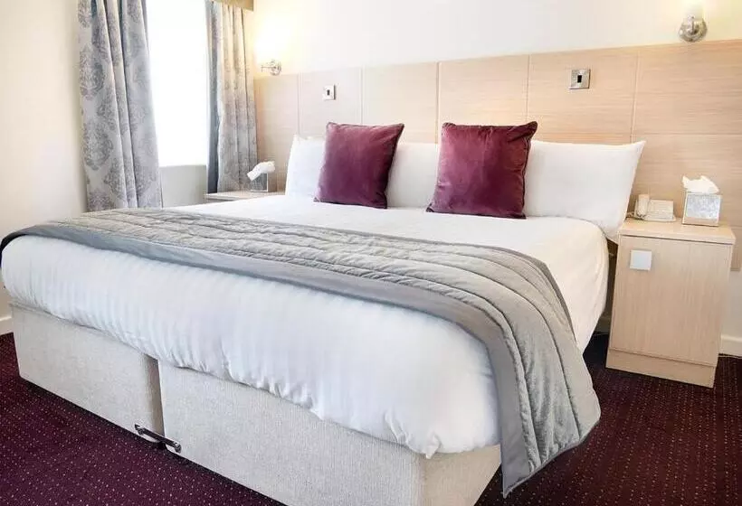 Cambridge Hotel Waterfront