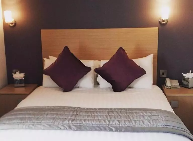 Cambridge Hotel Waterfront