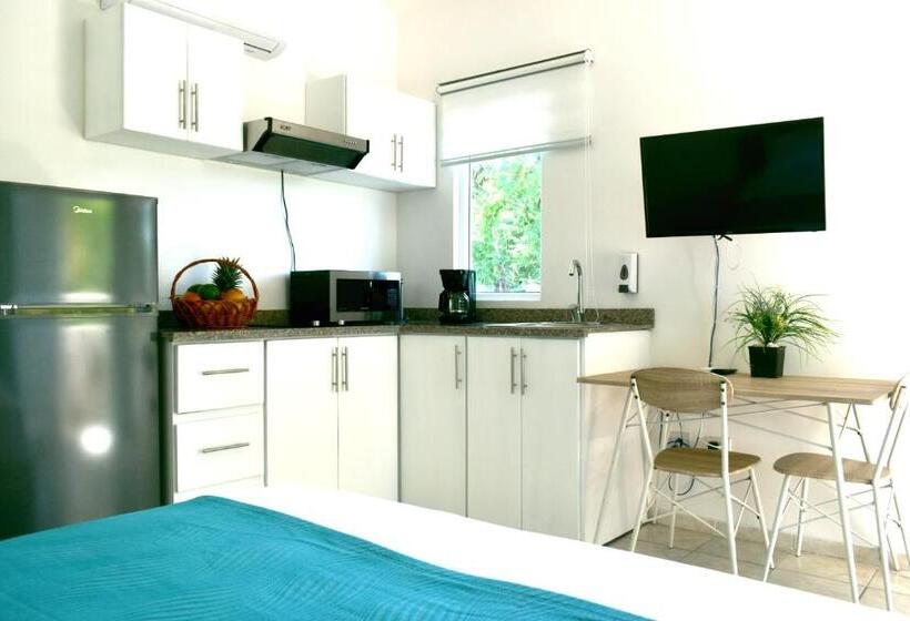 אתר נופש Tropical Casa Laguna