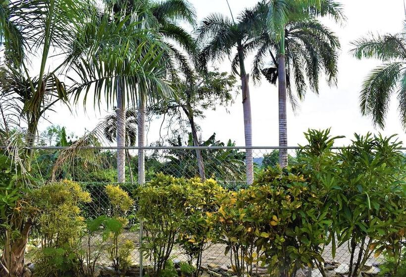 אתר נופש Tropical Casa Laguna