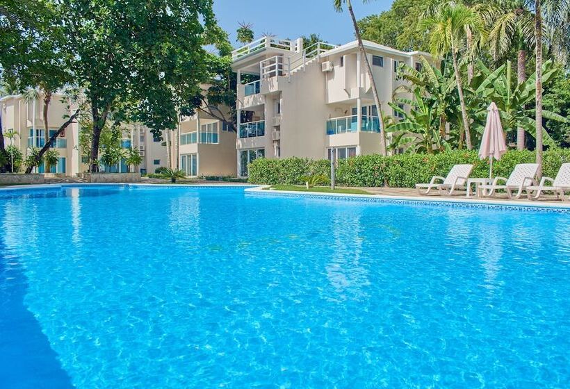 אתר נופש Tropical Casa Laguna