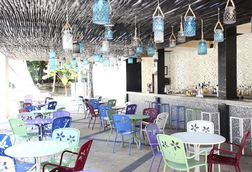 Kurort  Select Club At Sandos Playacar All Inclusive   Adults Only Area