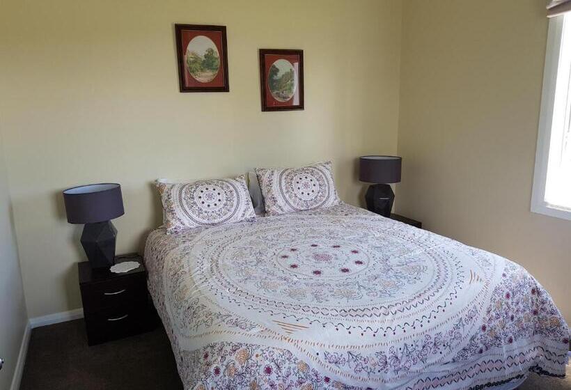 هاستل Kumara Historic Cottages