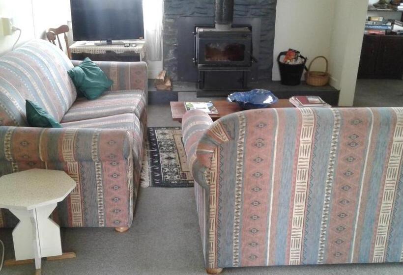 هاستل Kumara Historic Cottages