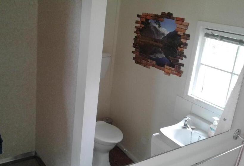 هاستل Kumara Historic Cottages