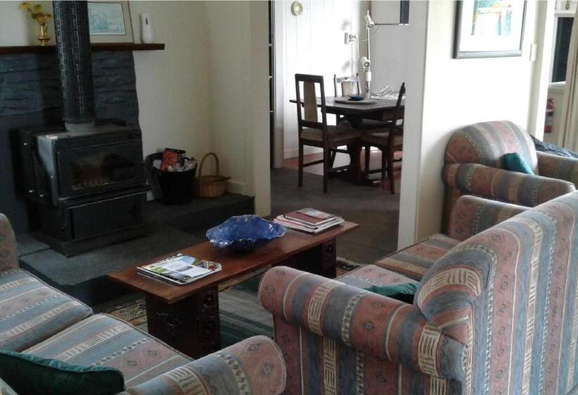 هاستل Kumara Historic Cottages