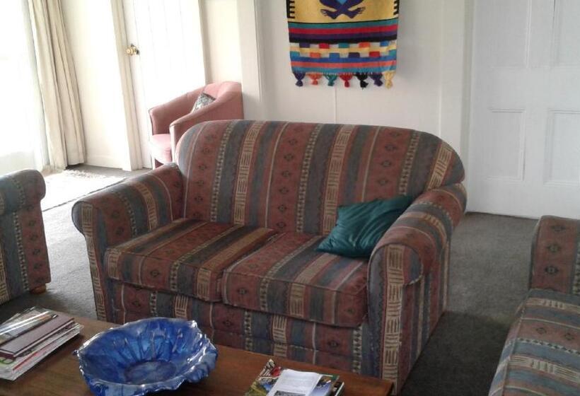 هاستل Kumara Historic Cottages