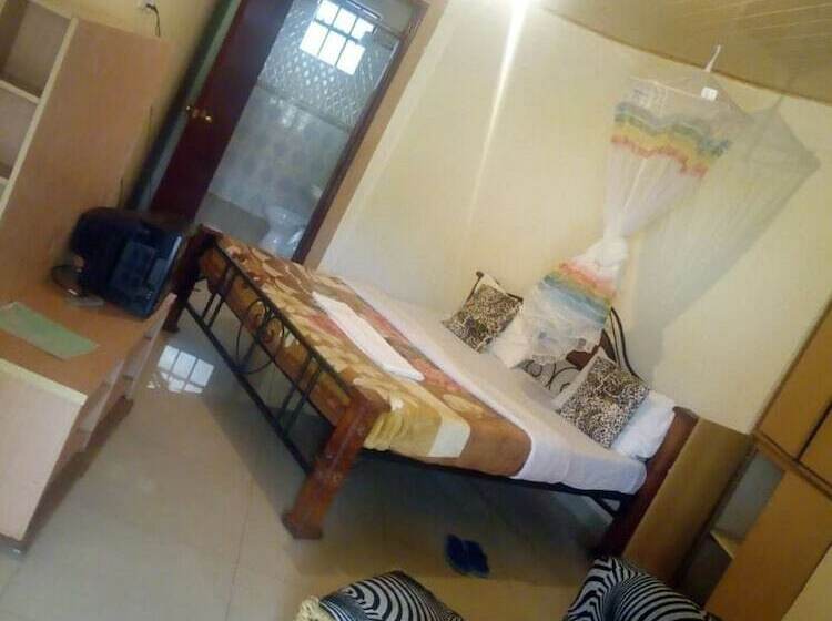 تختخواب و صبحانه Le Voyage Resort