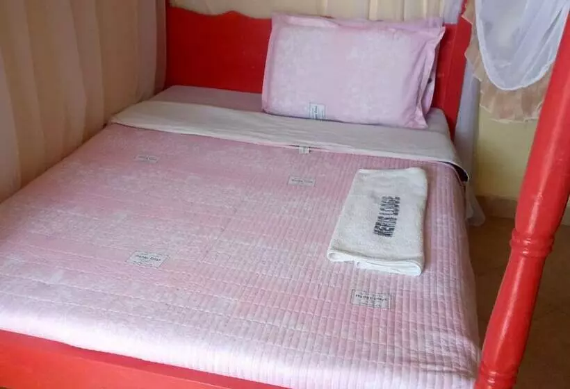 تختخواب و صبحانه Meris Lodge