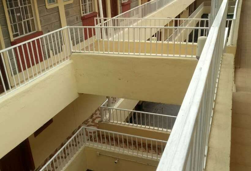 تختخواب و صبحانه Meris Lodge