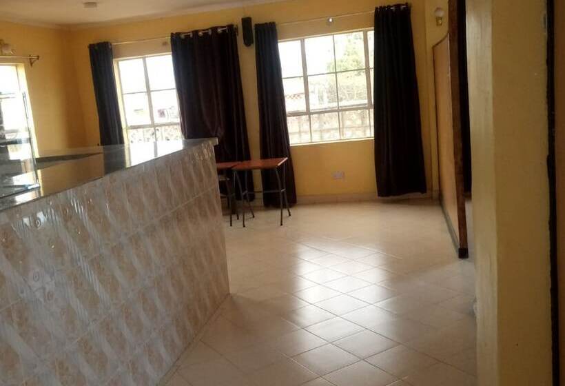 تختخواب و صبحانه Meris Lodge