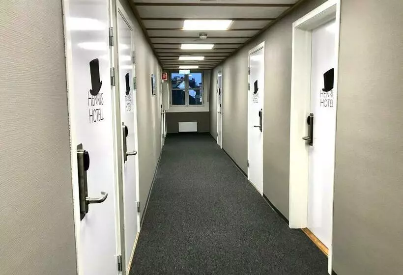 Henriks Hotell