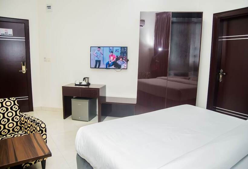 هتل Blossom Height Unique