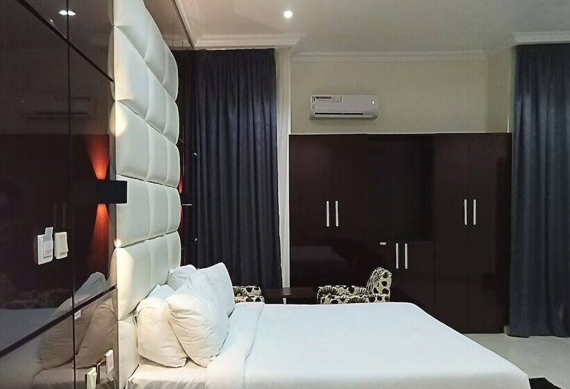 هتل Blossom Height Unique