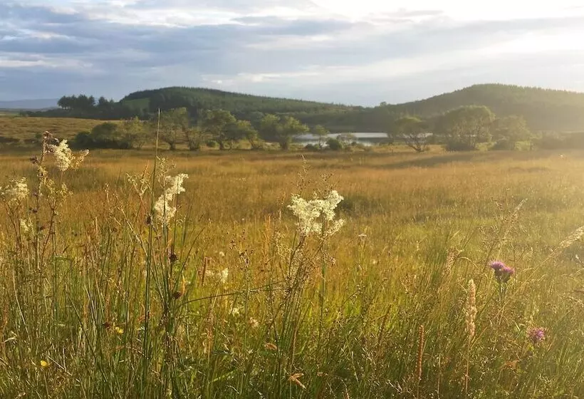 Hotelli Lough Mardal Lodge