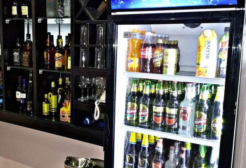 هتل Quztan Suites Ibadan