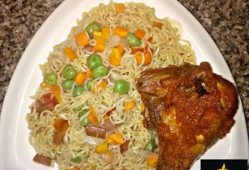 هتل Quztan Suites Ibadan