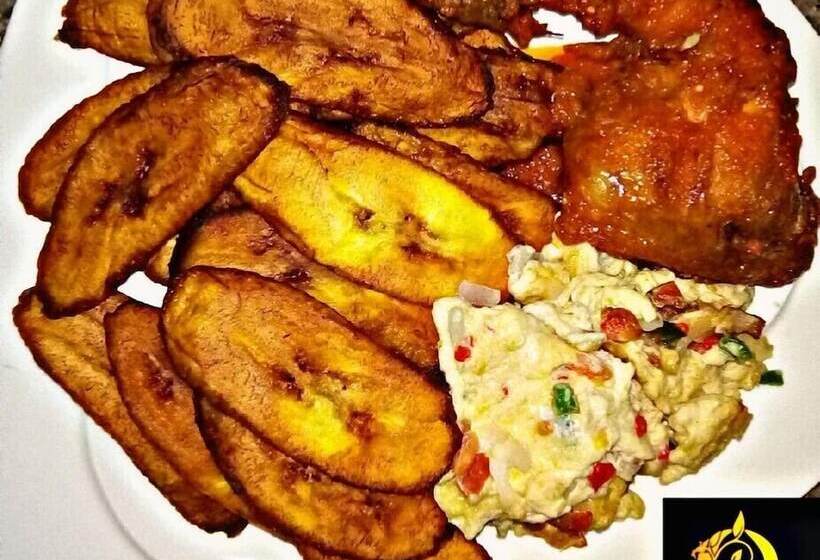 هتل Quztan Suites Ibadan