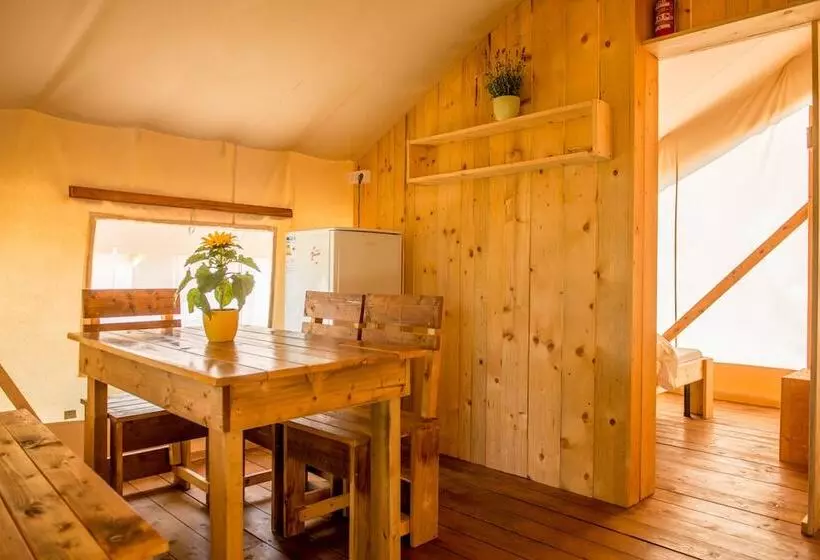 ホテル Sunflower Camping