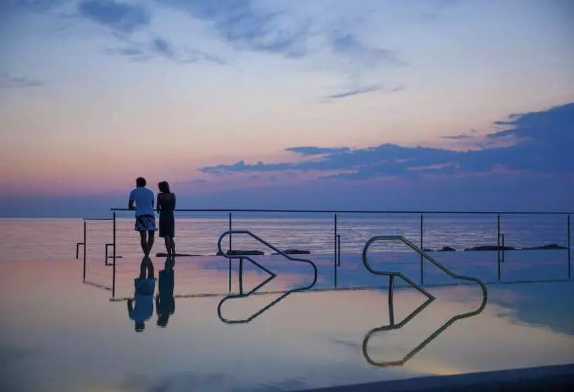 ホテル Sunflower Camping