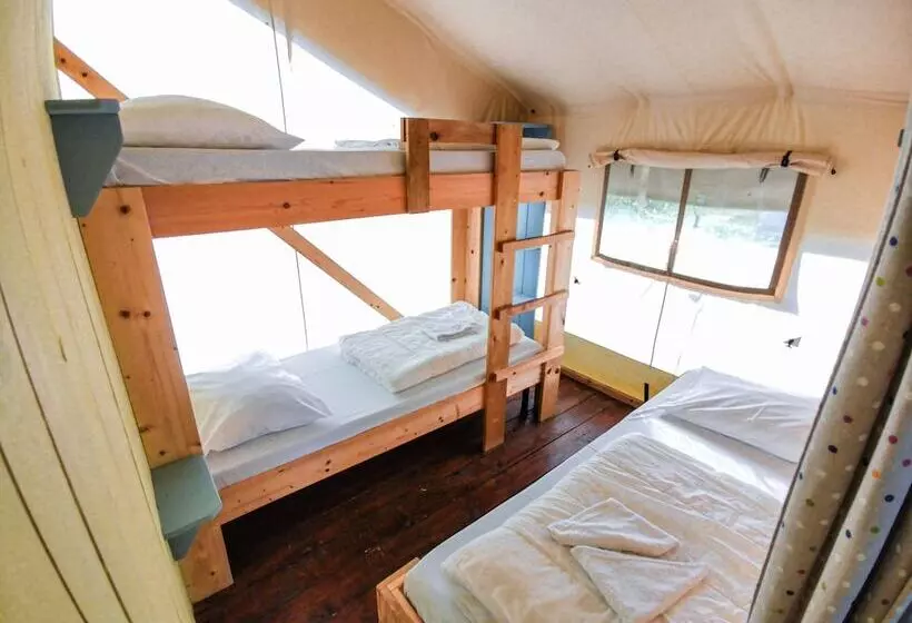 ホテル Sunflower Camping