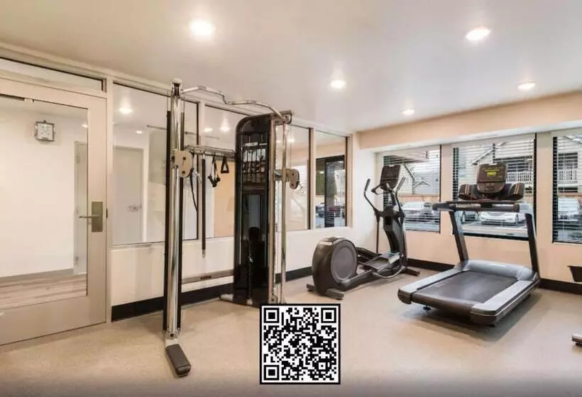 هتل Woodspring Suites Portland Vancouver