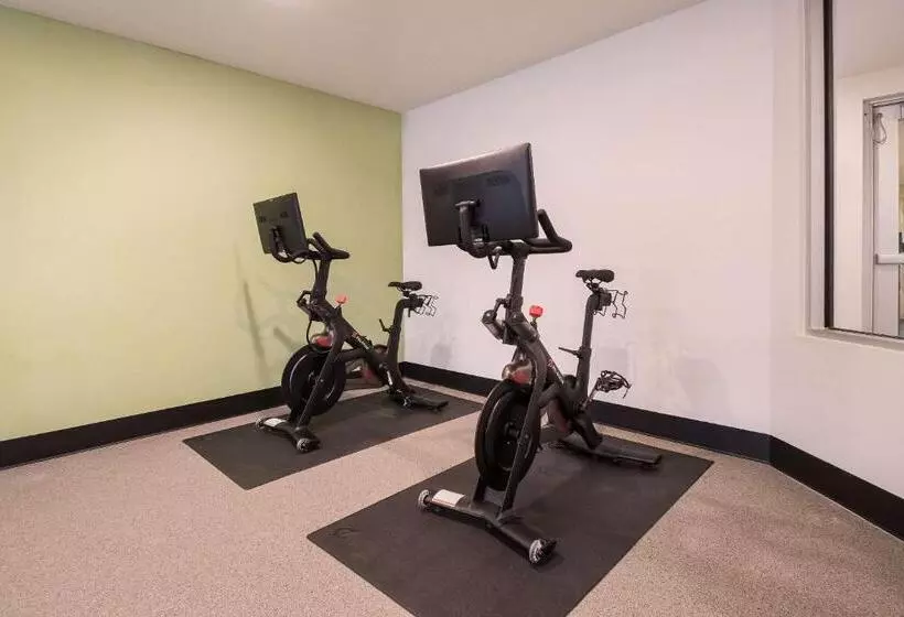 هتل Woodspring Suites Portland Vancouver