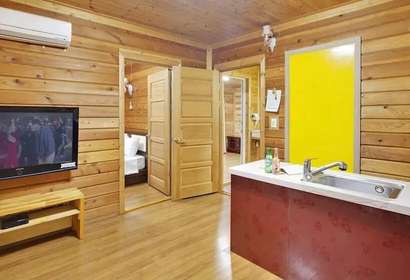 Hwacheon Parprika Yellow Pension