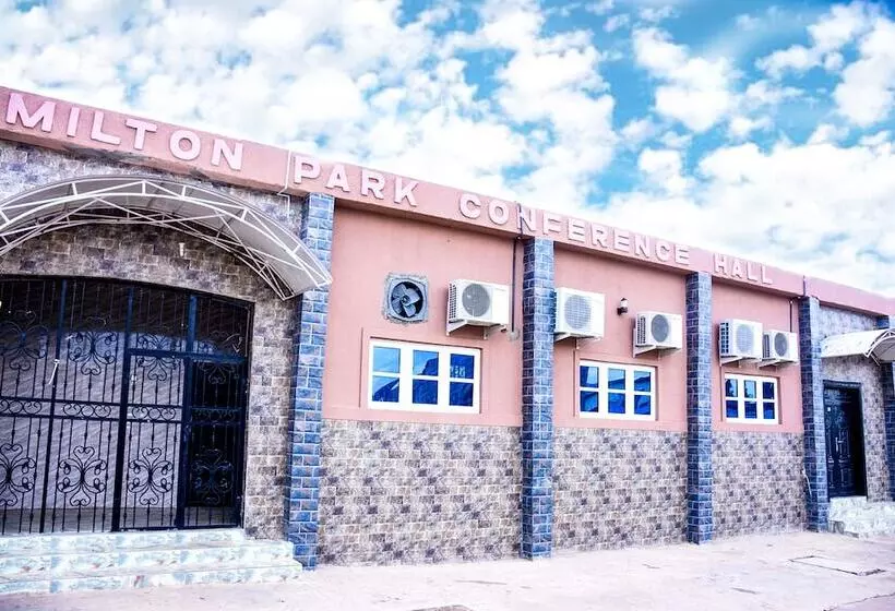 Milton Park Hotel & Resort