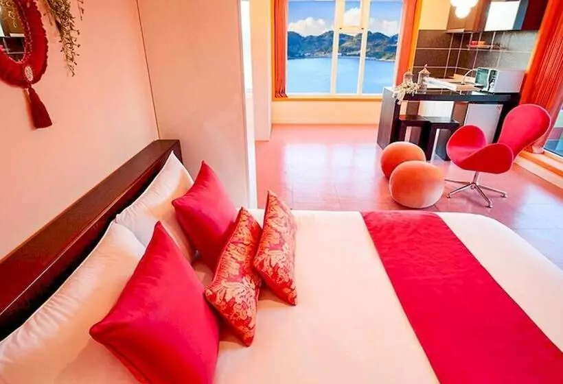 Namhae Elnido Pension