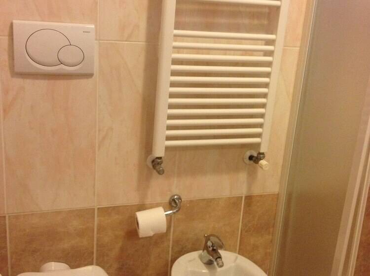 پانسیون Guesthouse Alloggi Agli Artisti