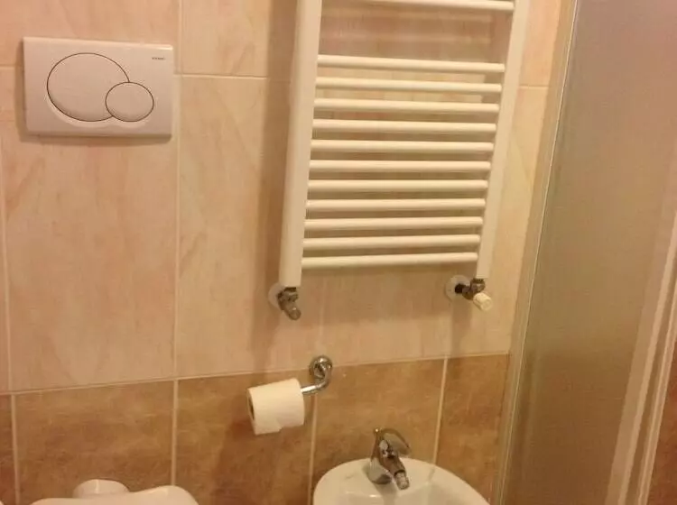 پانسیون Guesthouse Alloggi Agli Artisti