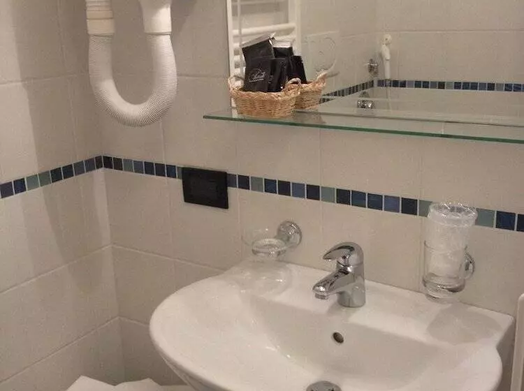 پانسیون Guesthouse Alloggi Agli Artisti