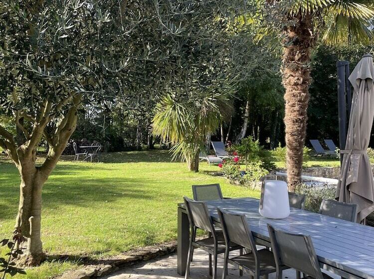 بنسيون Villa Cassandre