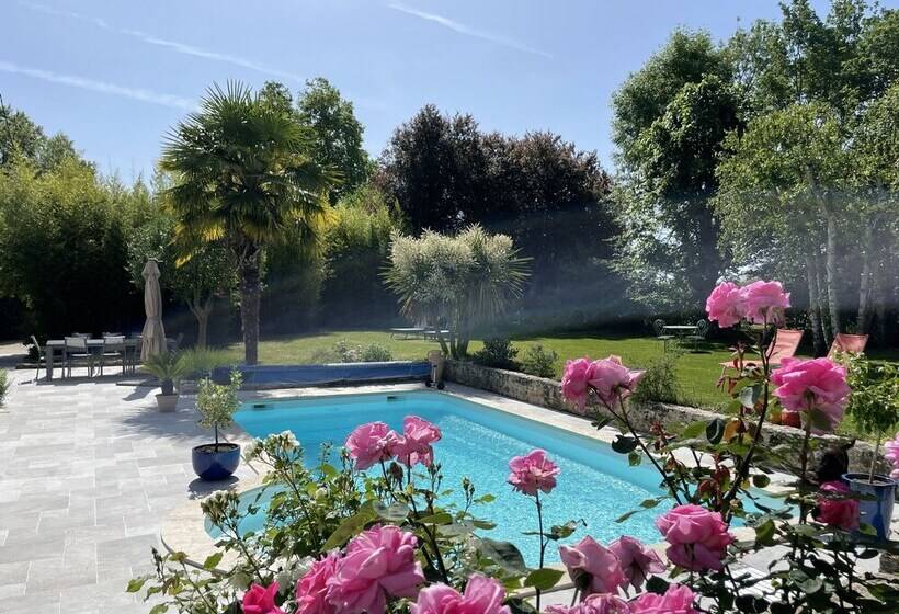 بنسيون Villa Cassandre