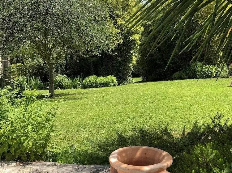 Majatalo Villa Cassandre