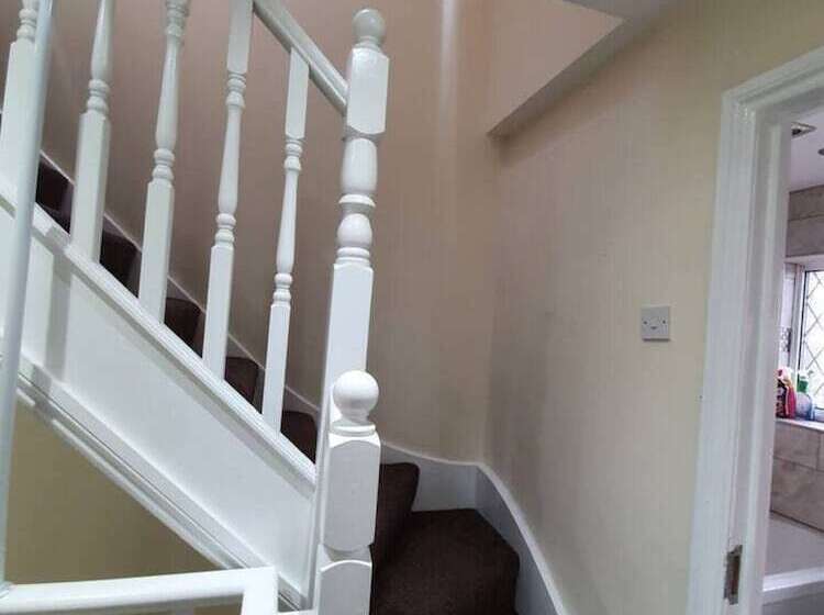 住所  Lovely 5 Bed House In Essex