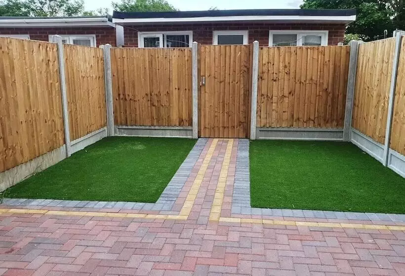 Residenssi Lovely 5 Bed House In Essex