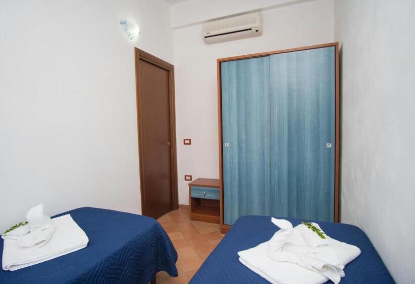 渡假胜地  Cilento Dreams Village