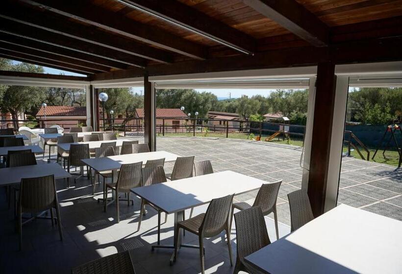 渡假胜地  Cilento Dreams Village